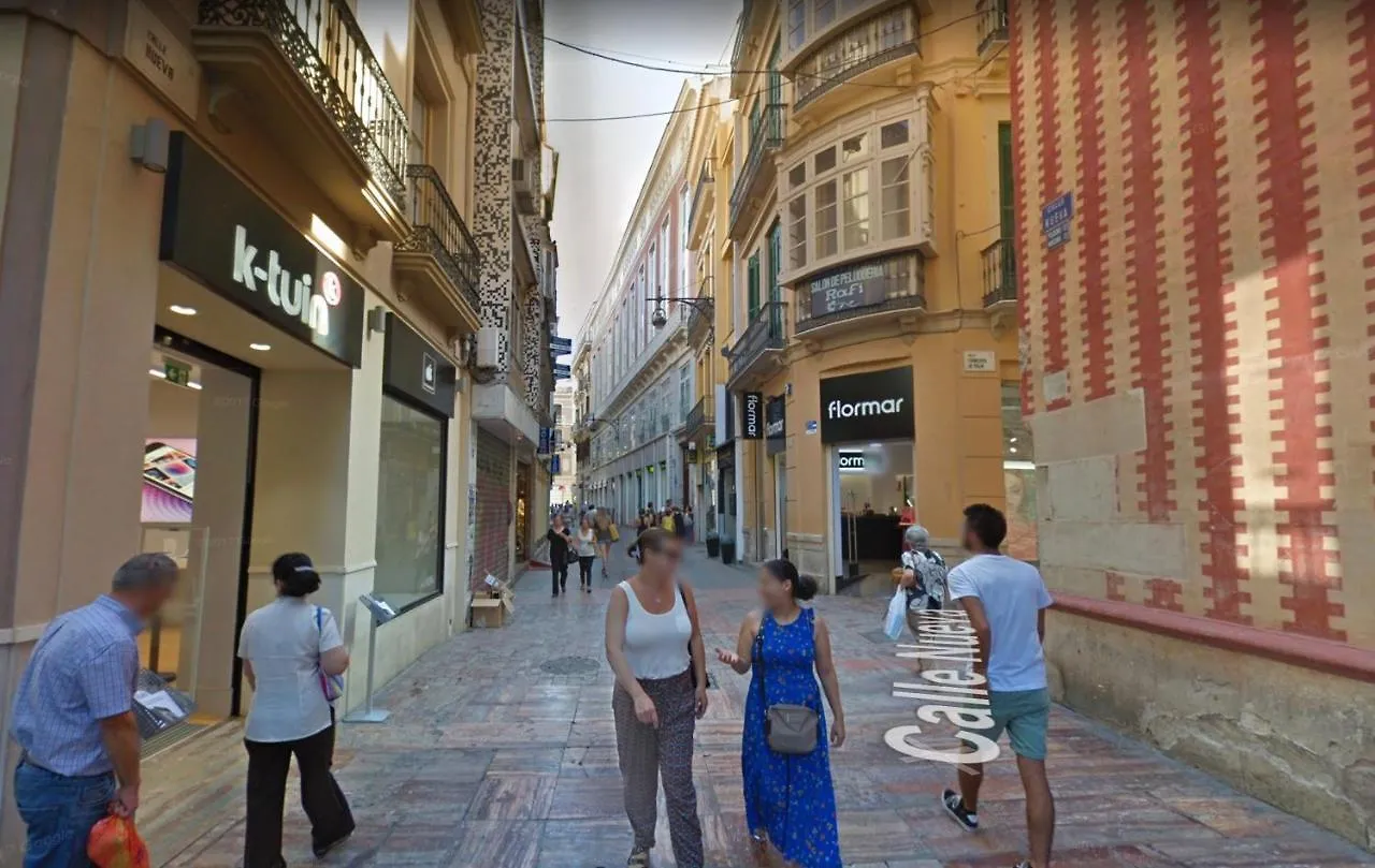 Holidays2Malaga Calle Nueva High Speed Wifi Apartment